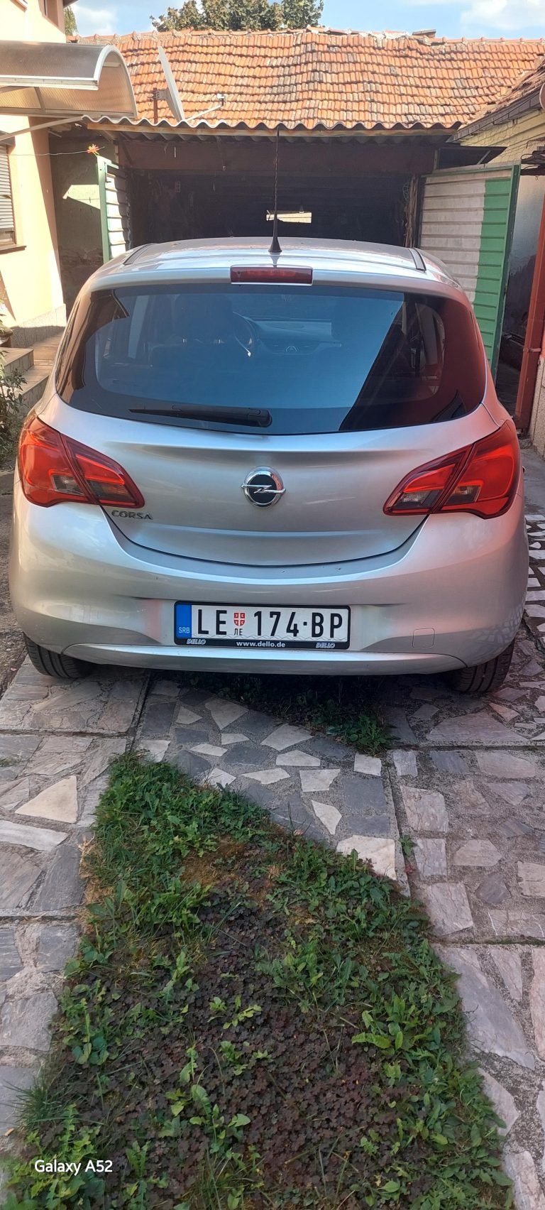 Prodajem Opel Korsu E 1.2 TURBO FULL.2015 godište